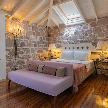 Cunda Lena Hotel Ayvalı