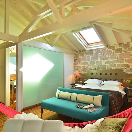 Cunda Lena Hotel Ayvalı