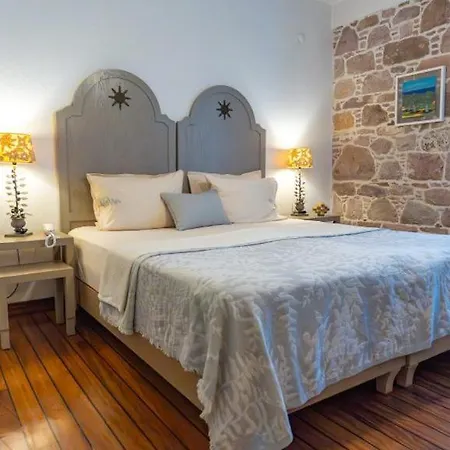 Cunda Lena * Ayvalı